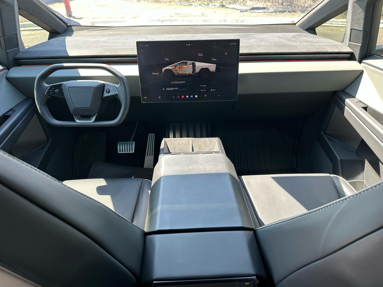 Tesla Cybertruck Cyberbeast 2025