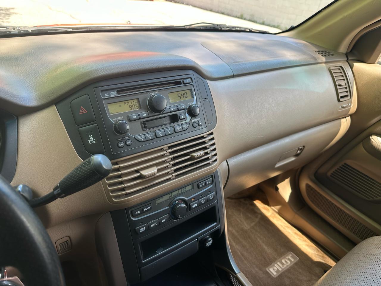 Honda Pilot EX w/ Leather 2003
