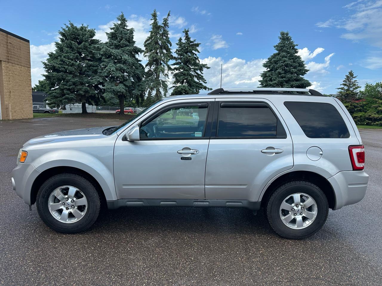 Ford Escape Limited 4WD 2010