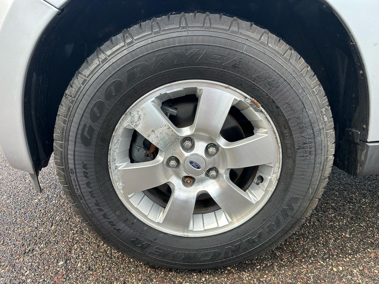 Ford Escape Limited 4WD 2010