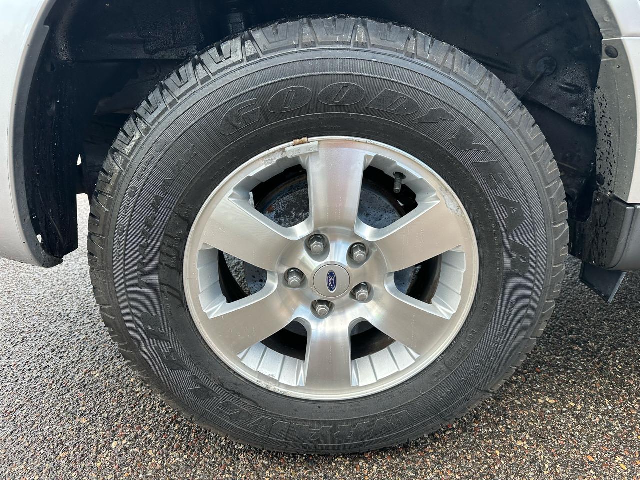 Ford Escape Limited 4WD 2010