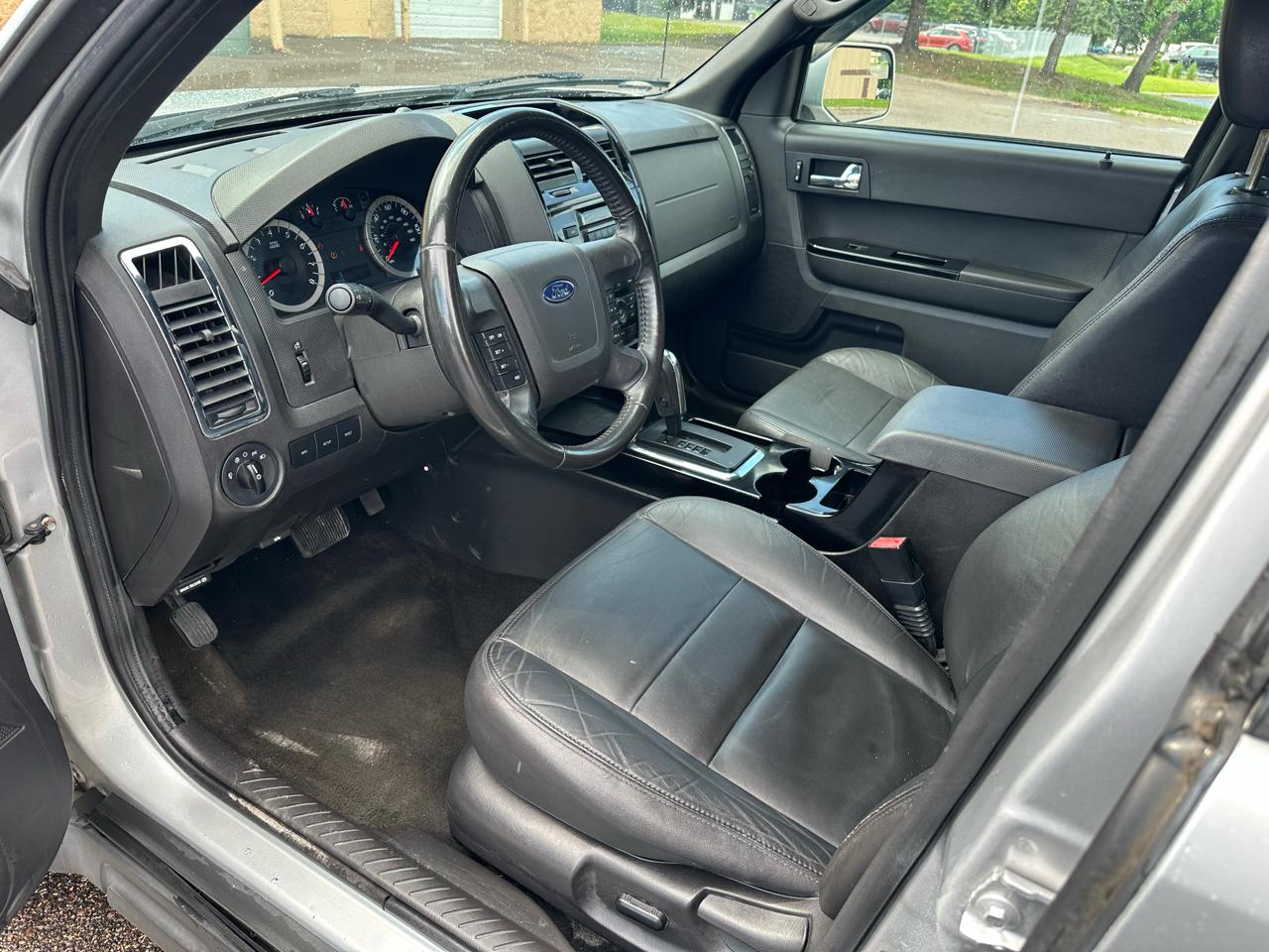 Ford Escape Limited 4WD 2010