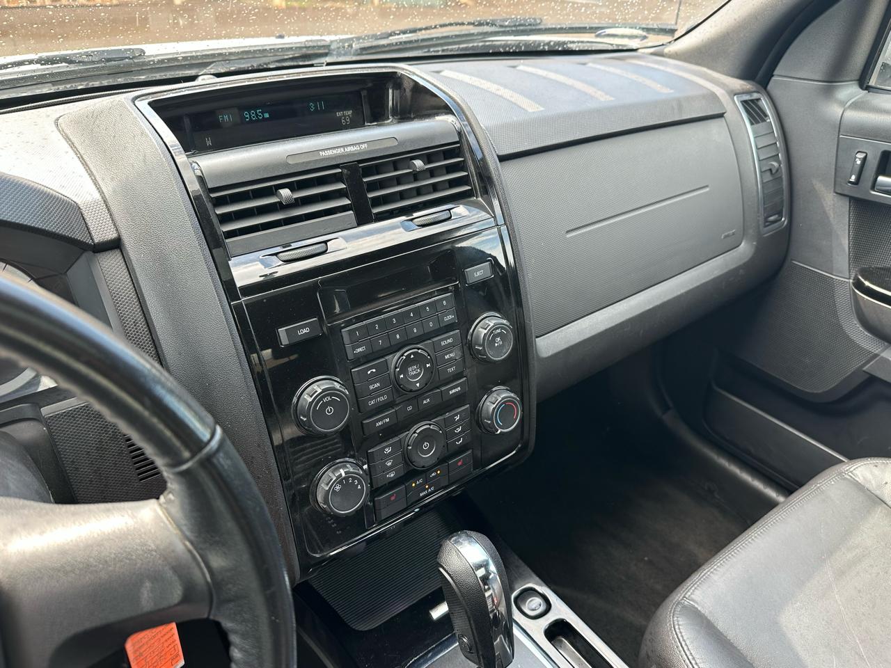 Ford Escape Limited 4WD 2010