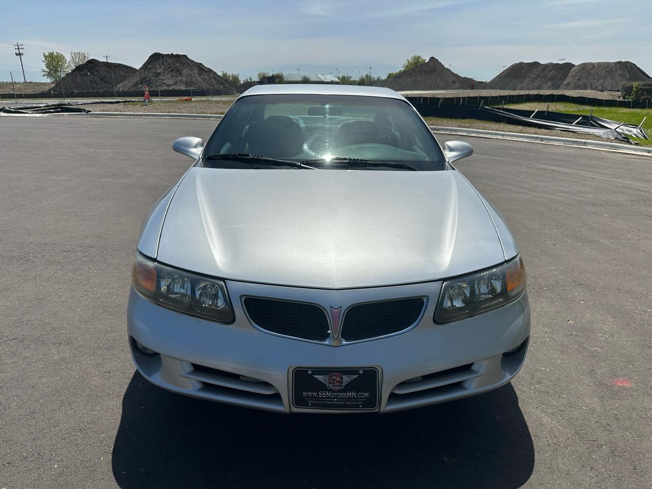 Pontiac Bonneville SE 2003