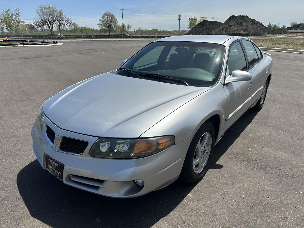 Pontiac Bonneville SE 2003