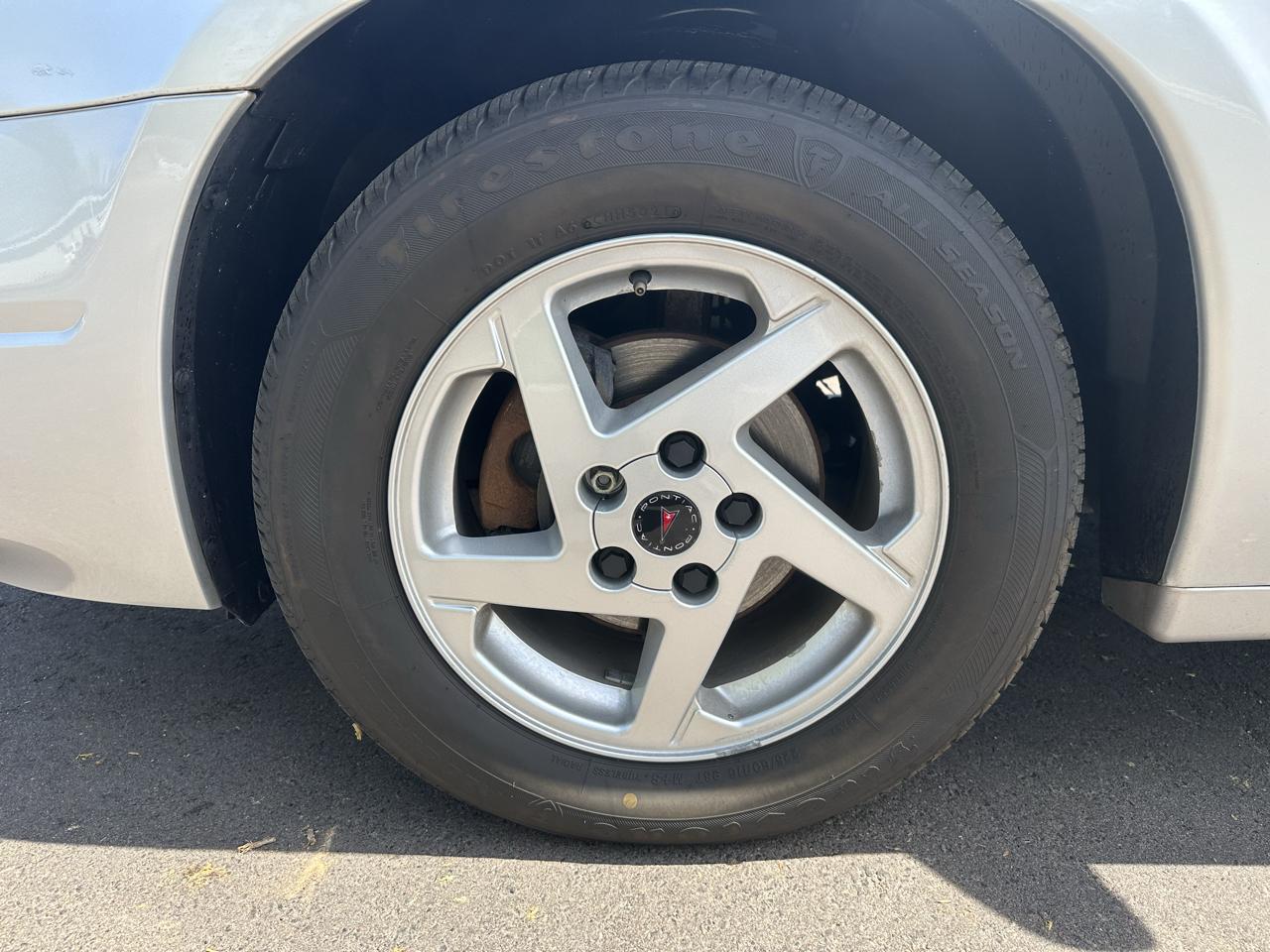 Pontiac Bonneville SE 2003
