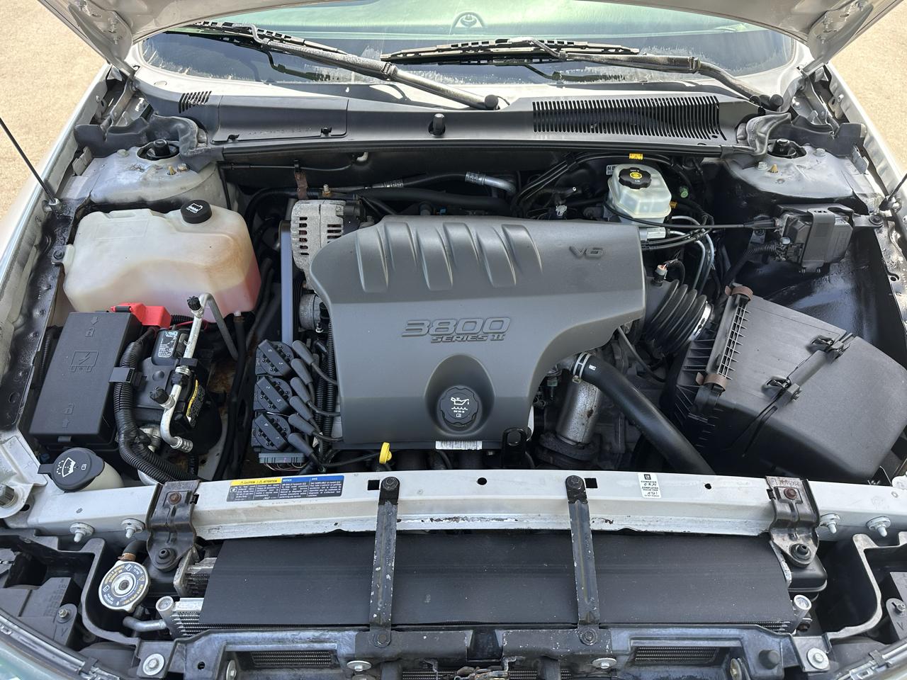 Pontiac Bonneville SE 2003