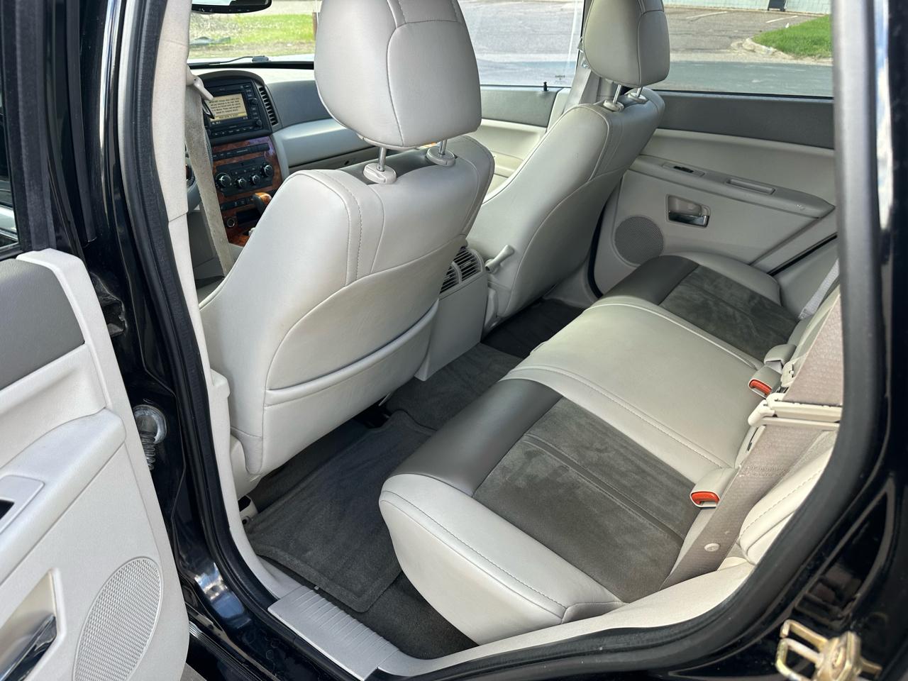 Jeep Grand Cherokee Overland 4WD 2006