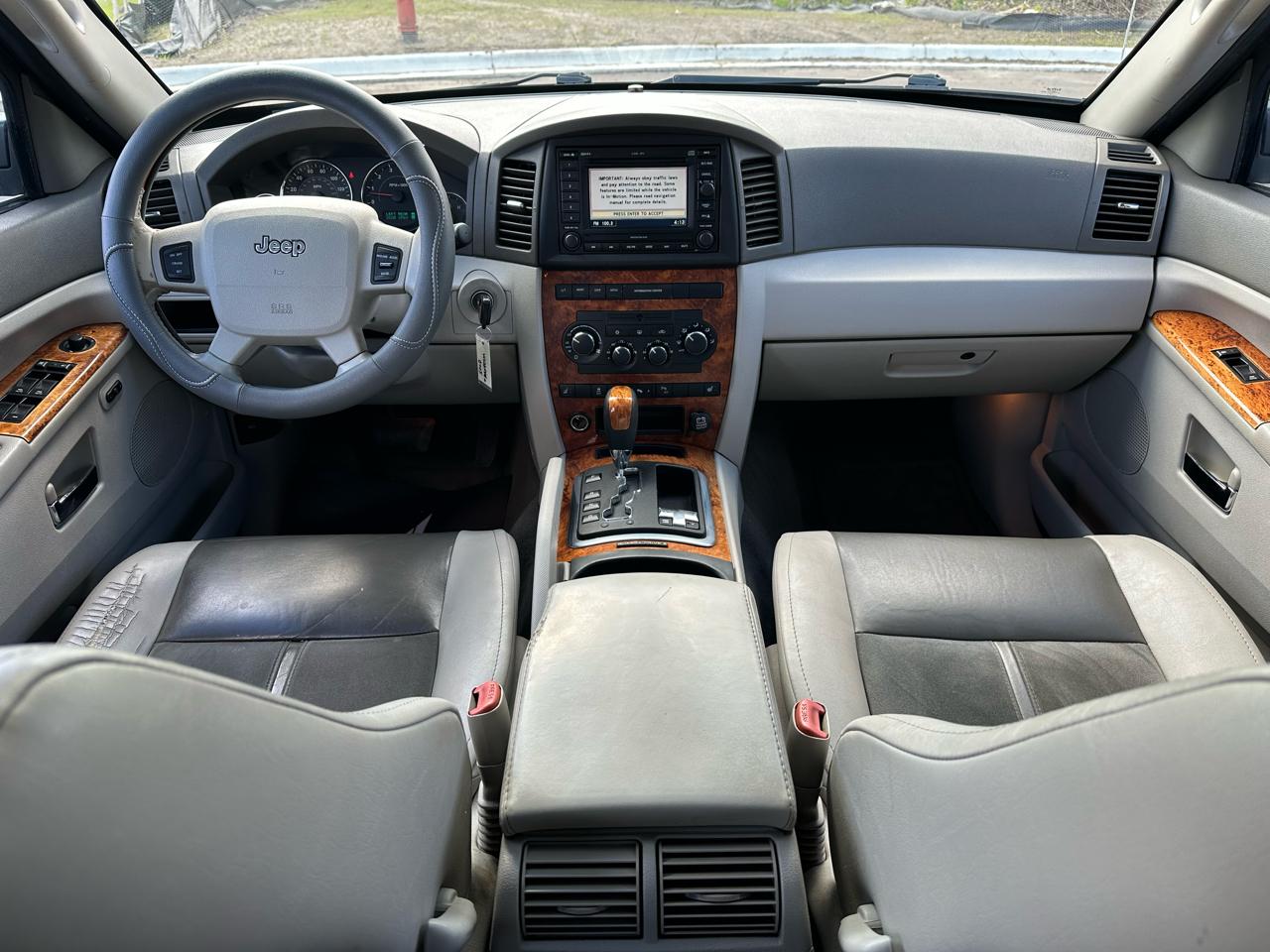 Jeep Grand Cherokee Overland 4WD 2006