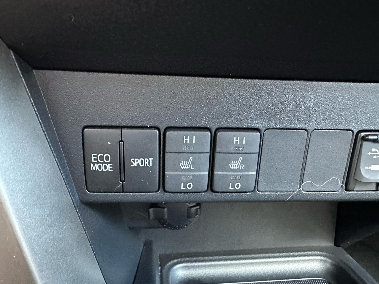Toyota RAV4 Limited AWD 2013
