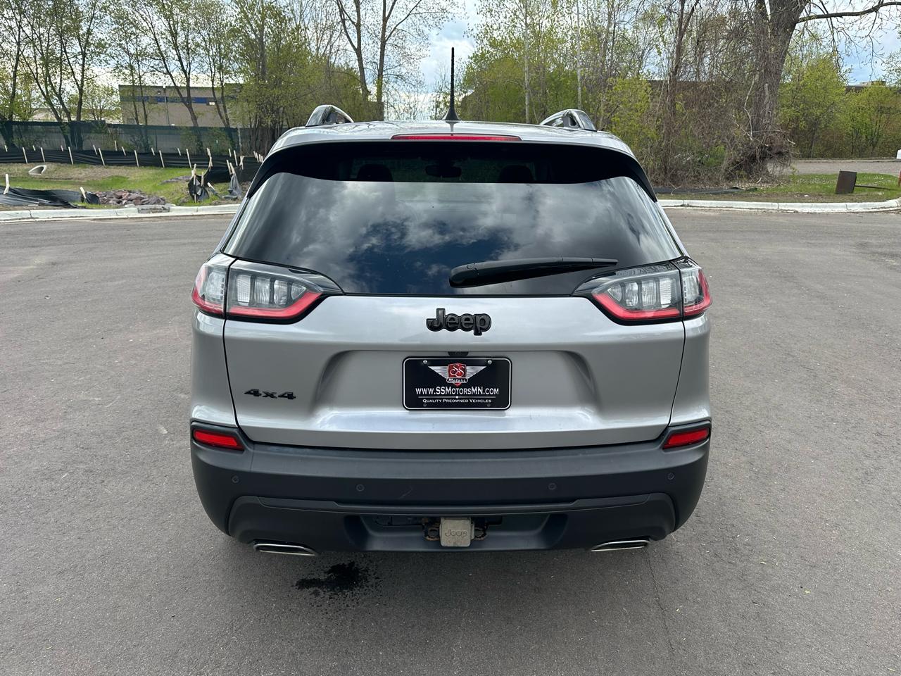 Jeep Cherokee Latitude Lux 4WD 2021