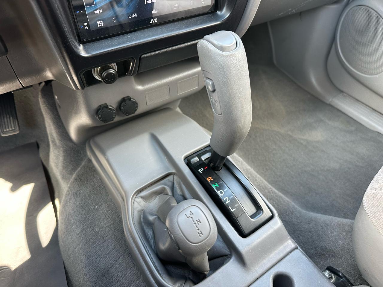 Toyota Tacoma Double Cab V6 4WD 2004