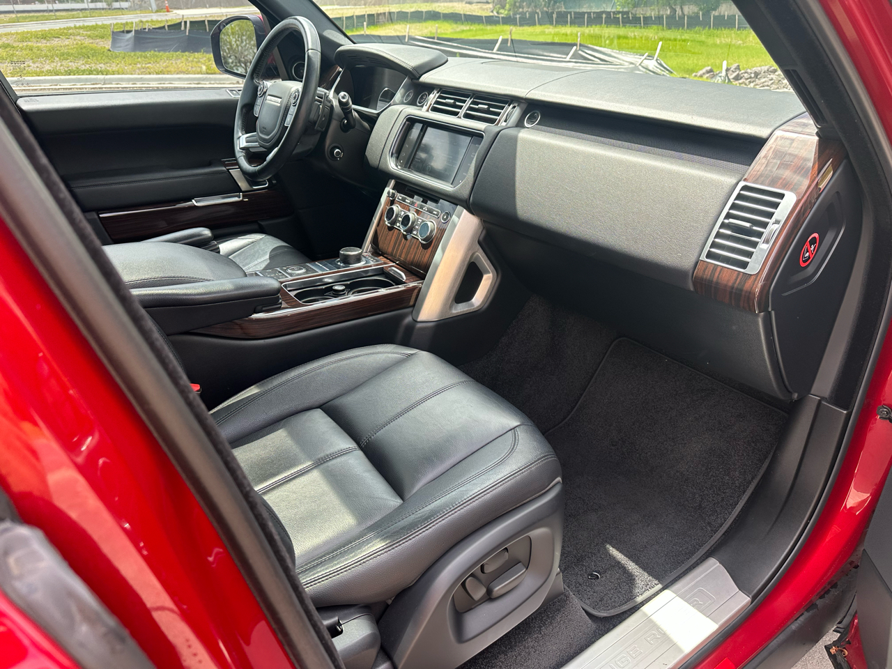 Land Rover Range Rover 3.0L V6 Supercharged 2014