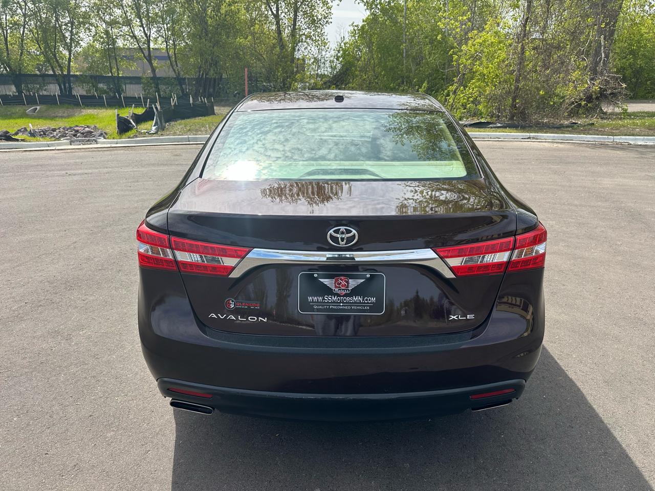 Toyota Avalon XLE 2014