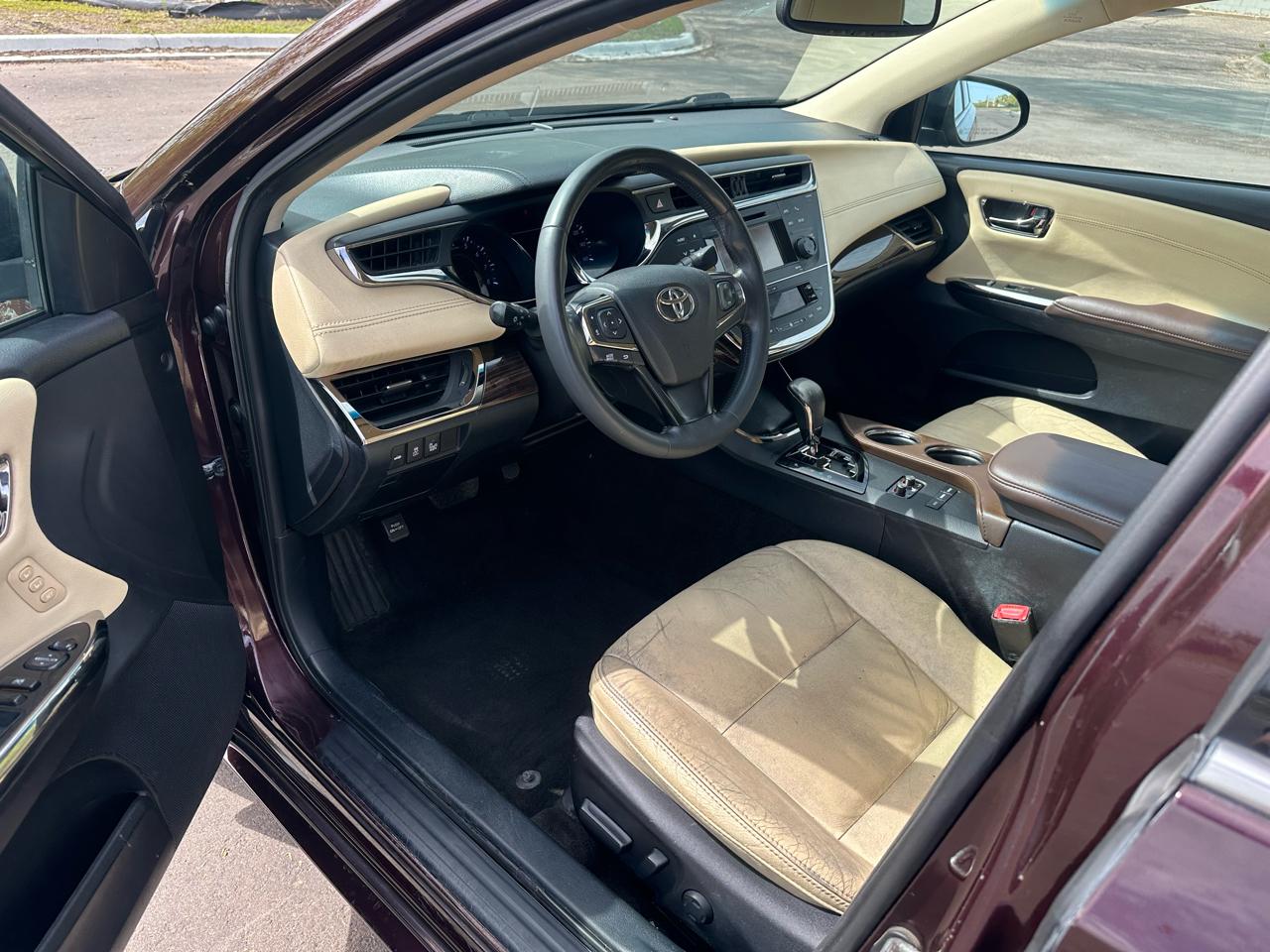 Toyota Avalon XLE 2014