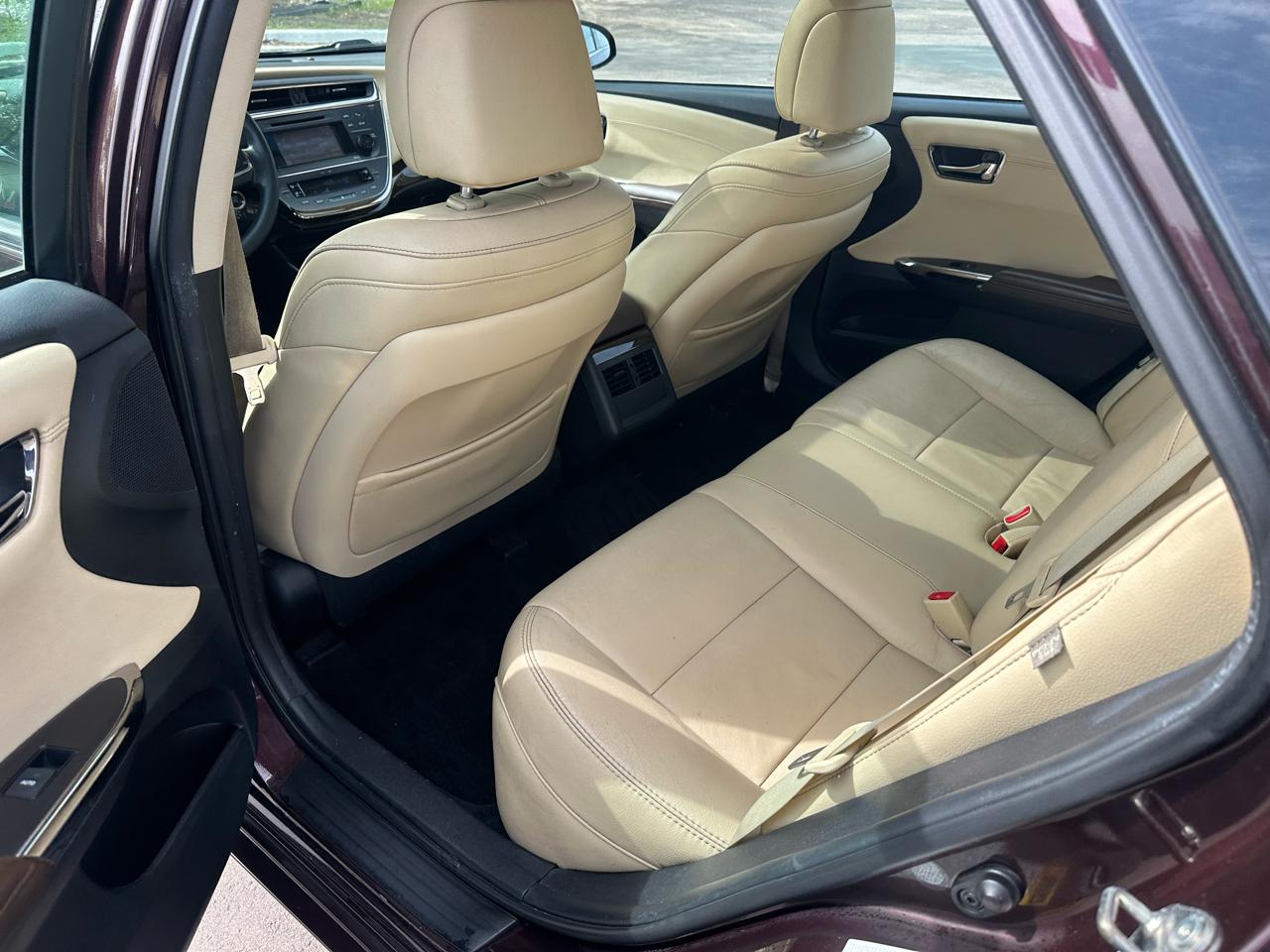 Toyota Avalon XLE 2014