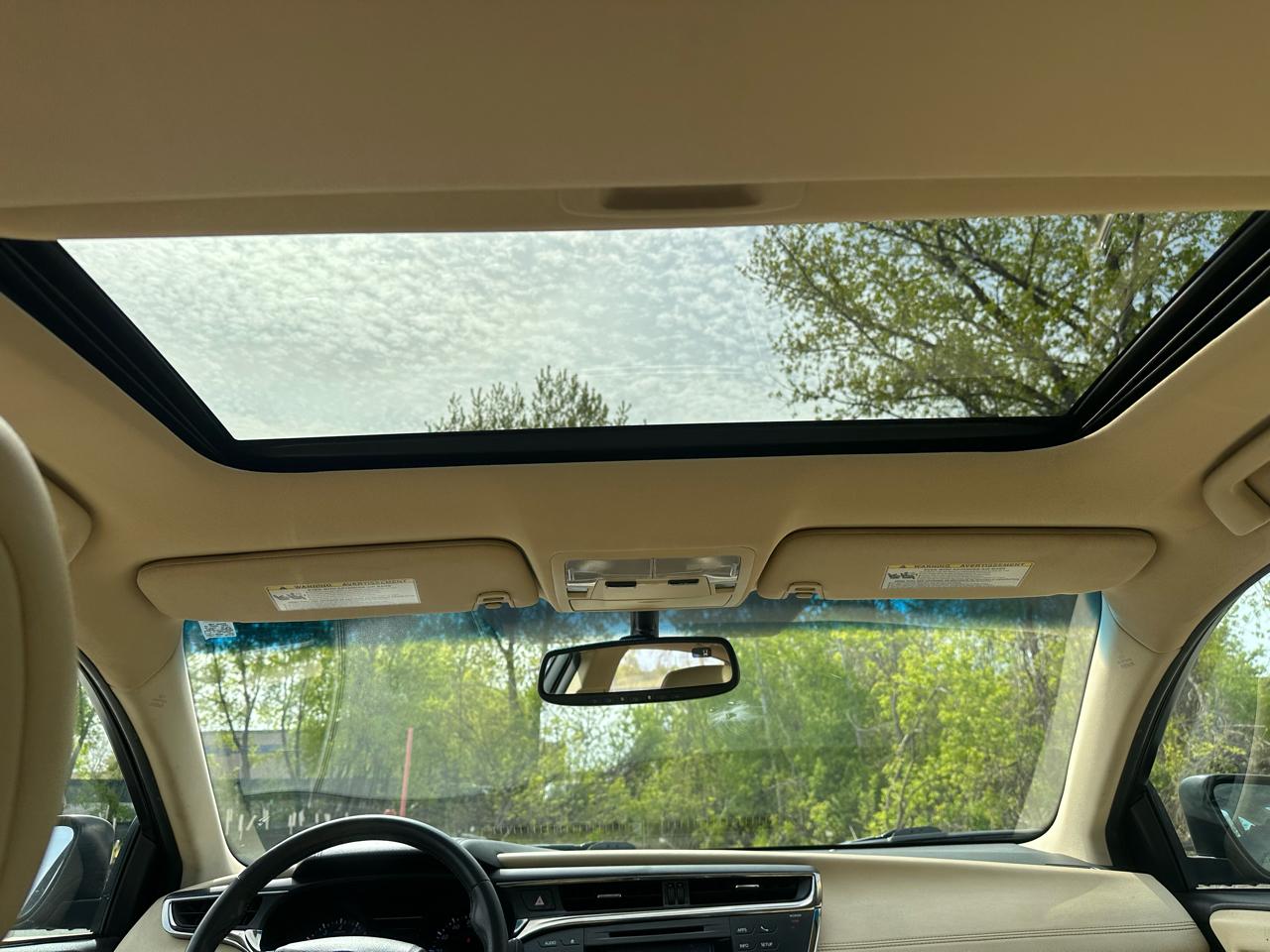 Toyota Avalon XLE 2014