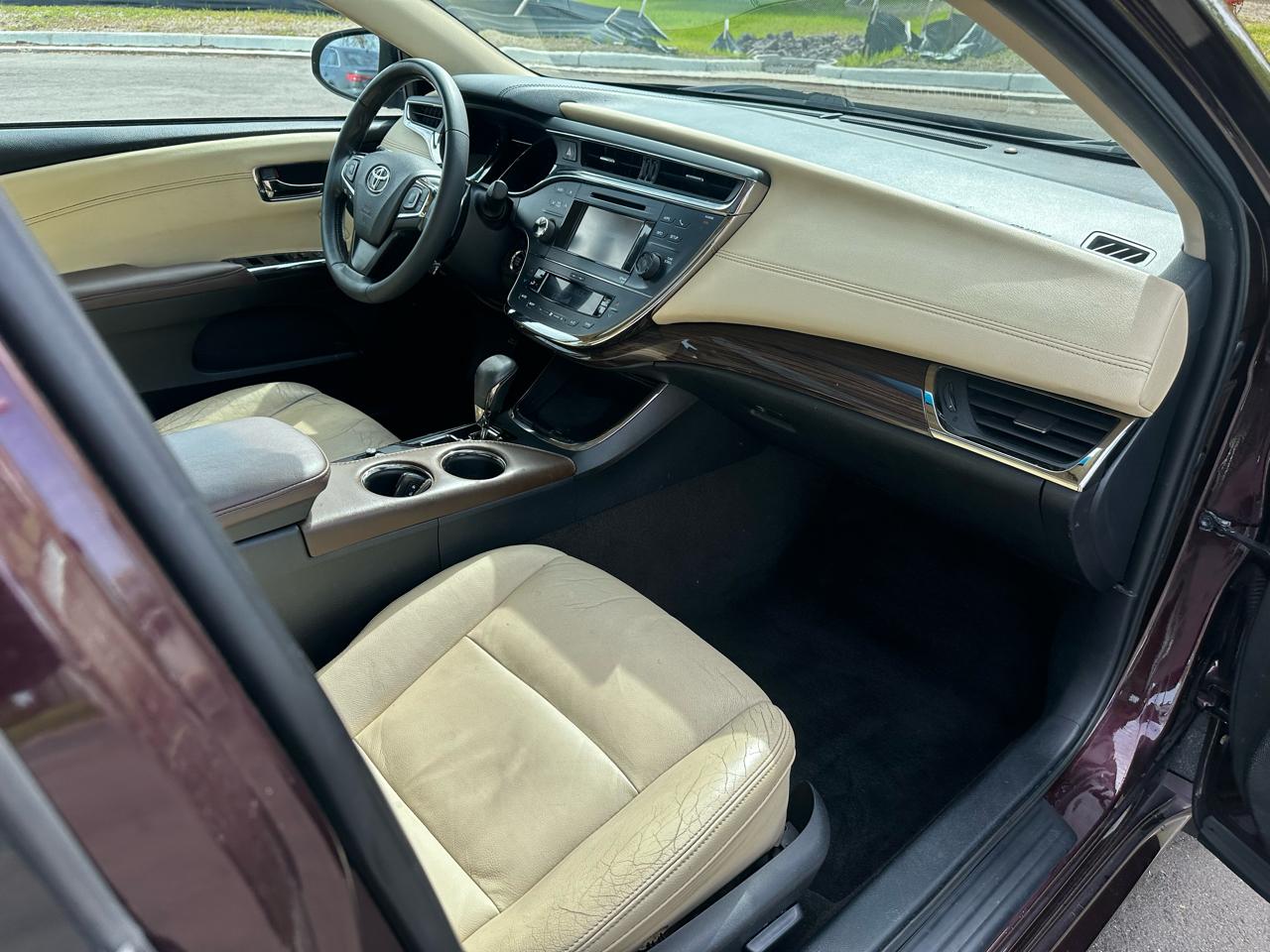 Toyota Avalon XLE 2014