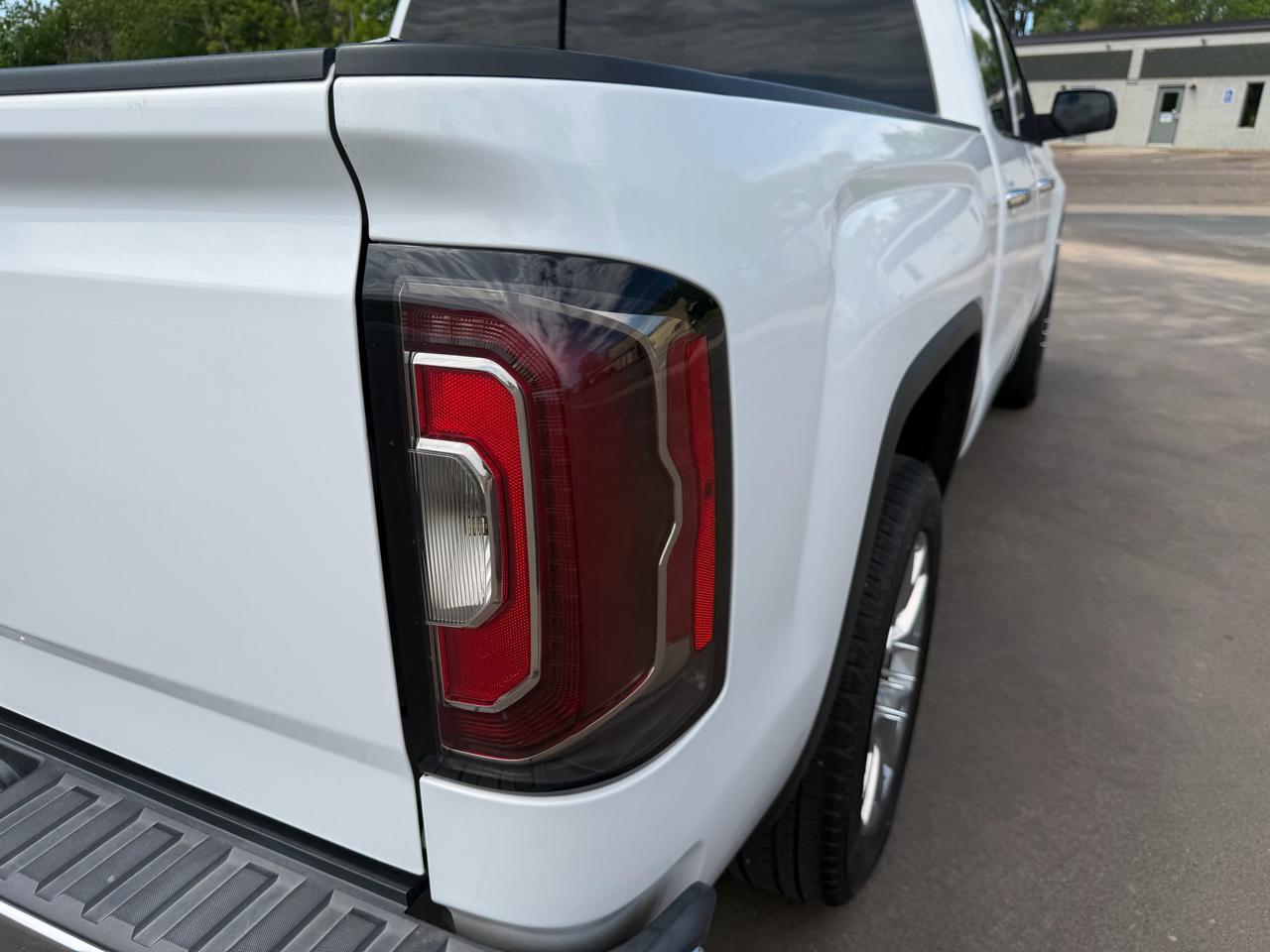 GMC Sierra 1500 SLT Crew Cab 4WD 2018