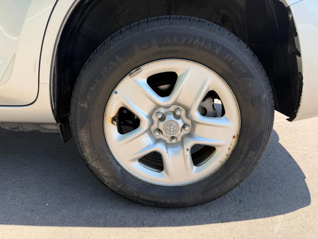 Toyota RAV4 Base I4 4WD with 3rd Row 2010
