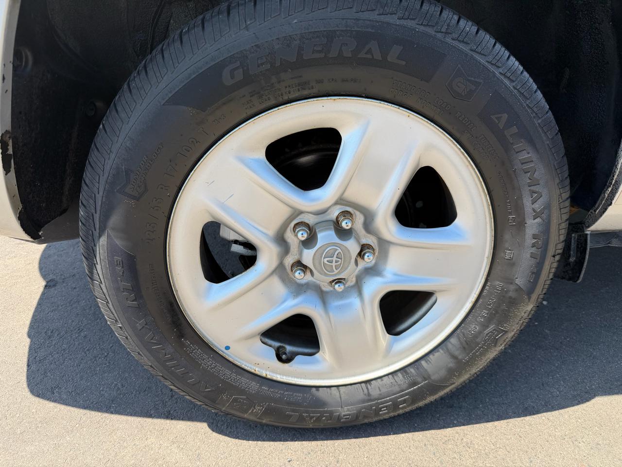 Toyota RAV4 Base I4 4WD with 3rd Row 2010