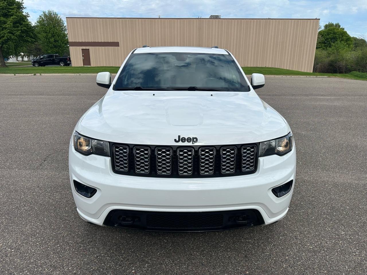 Jeep Grand Cherokee Laredo 4WD 2019