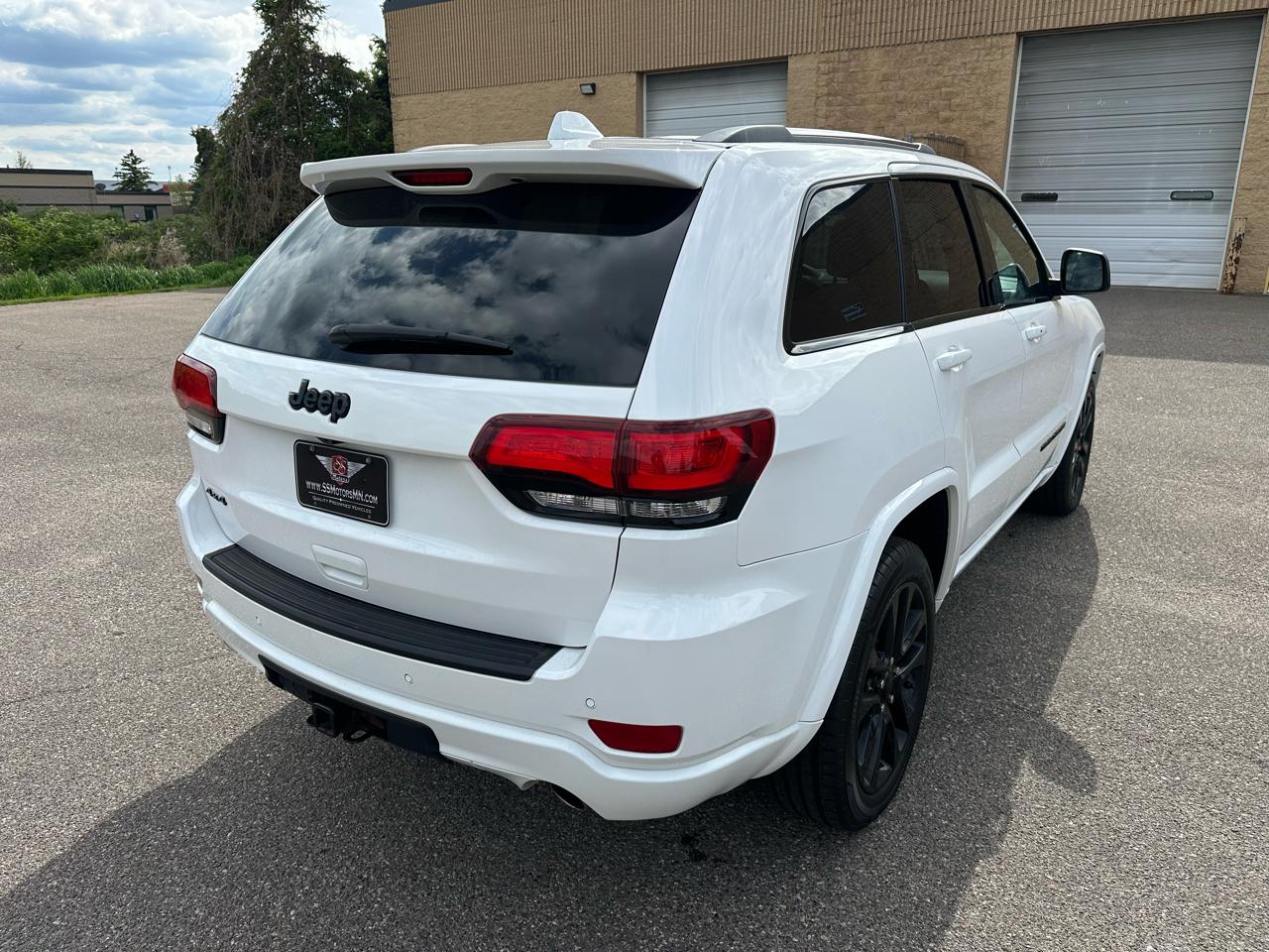 Jeep Grand Cherokee Laredo 4WD 2019