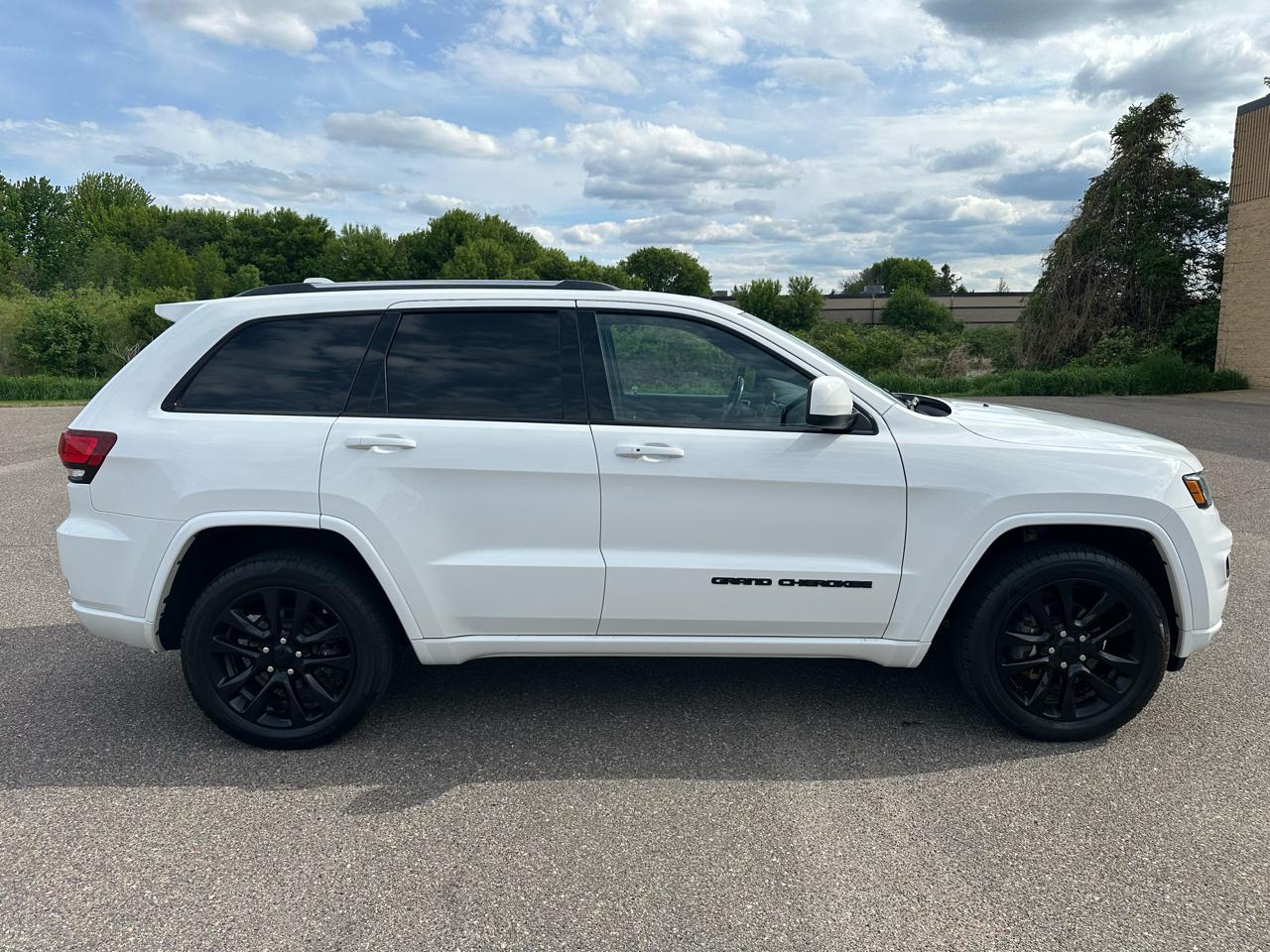 Jeep Grand Cherokee Laredo 4WD 2019