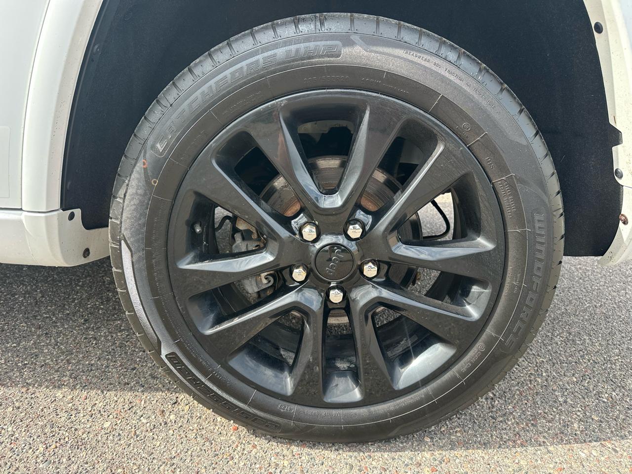 Jeep Grand Cherokee Laredo 4WD 2019
