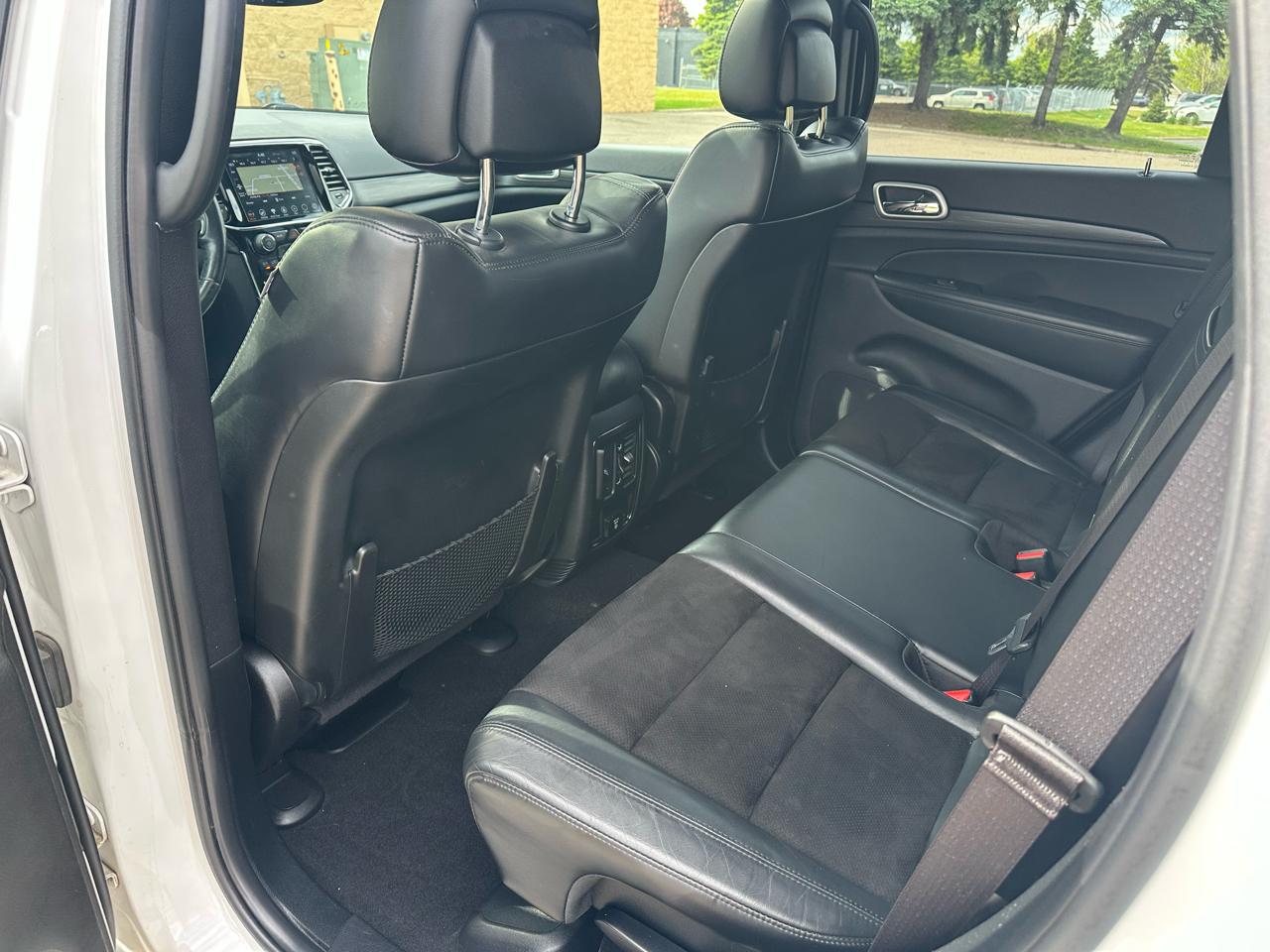 Jeep Grand Cherokee Laredo 4WD 2019