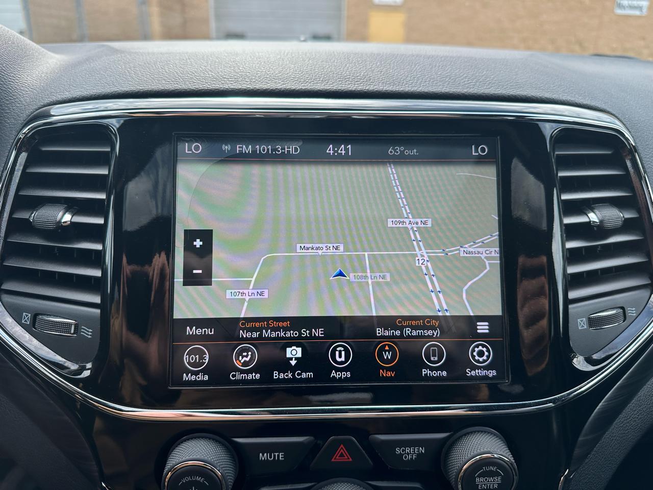 Jeep Grand Cherokee Laredo 4WD 2019