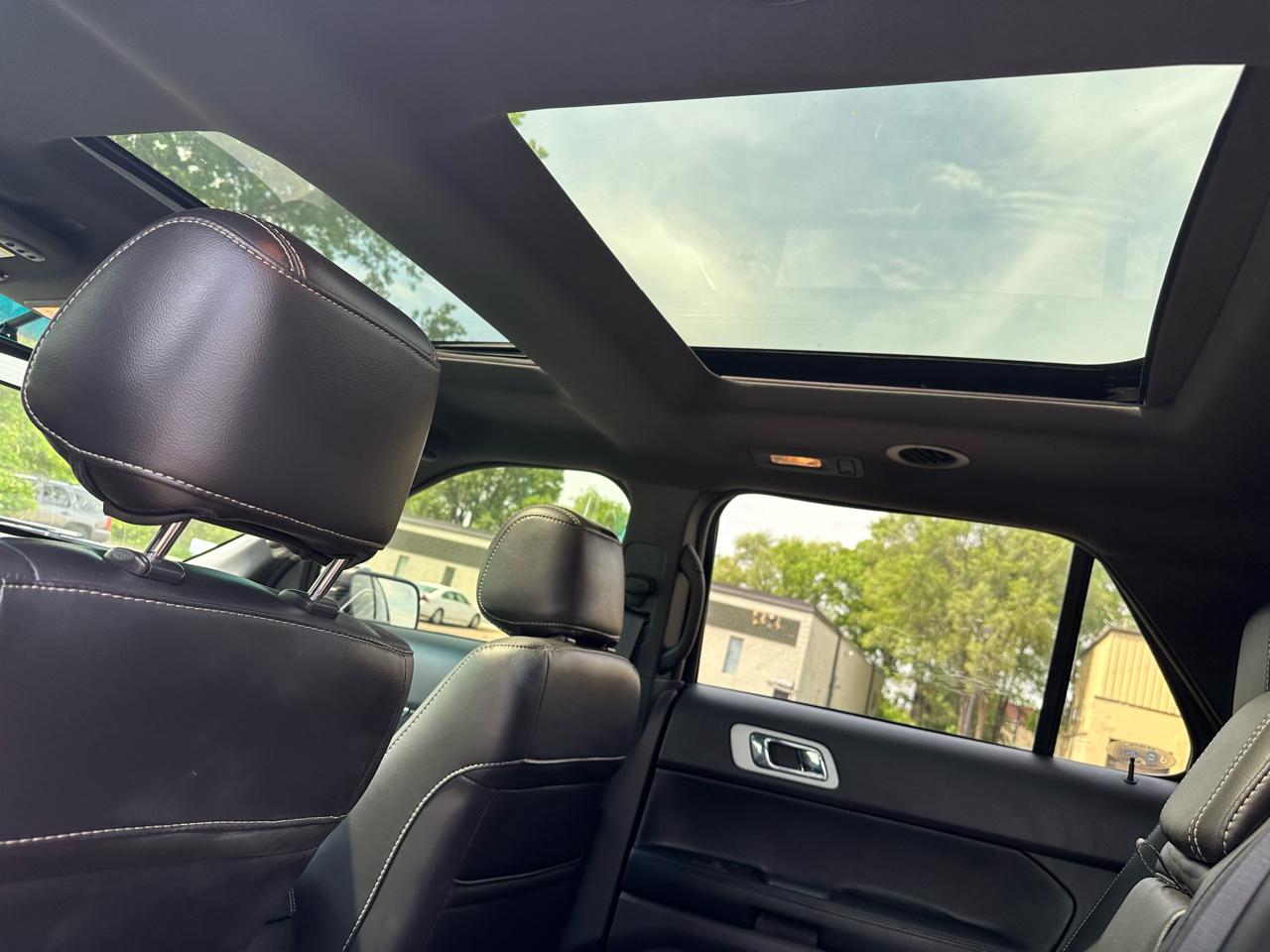 Ford Explorer Sport 4WD 2014