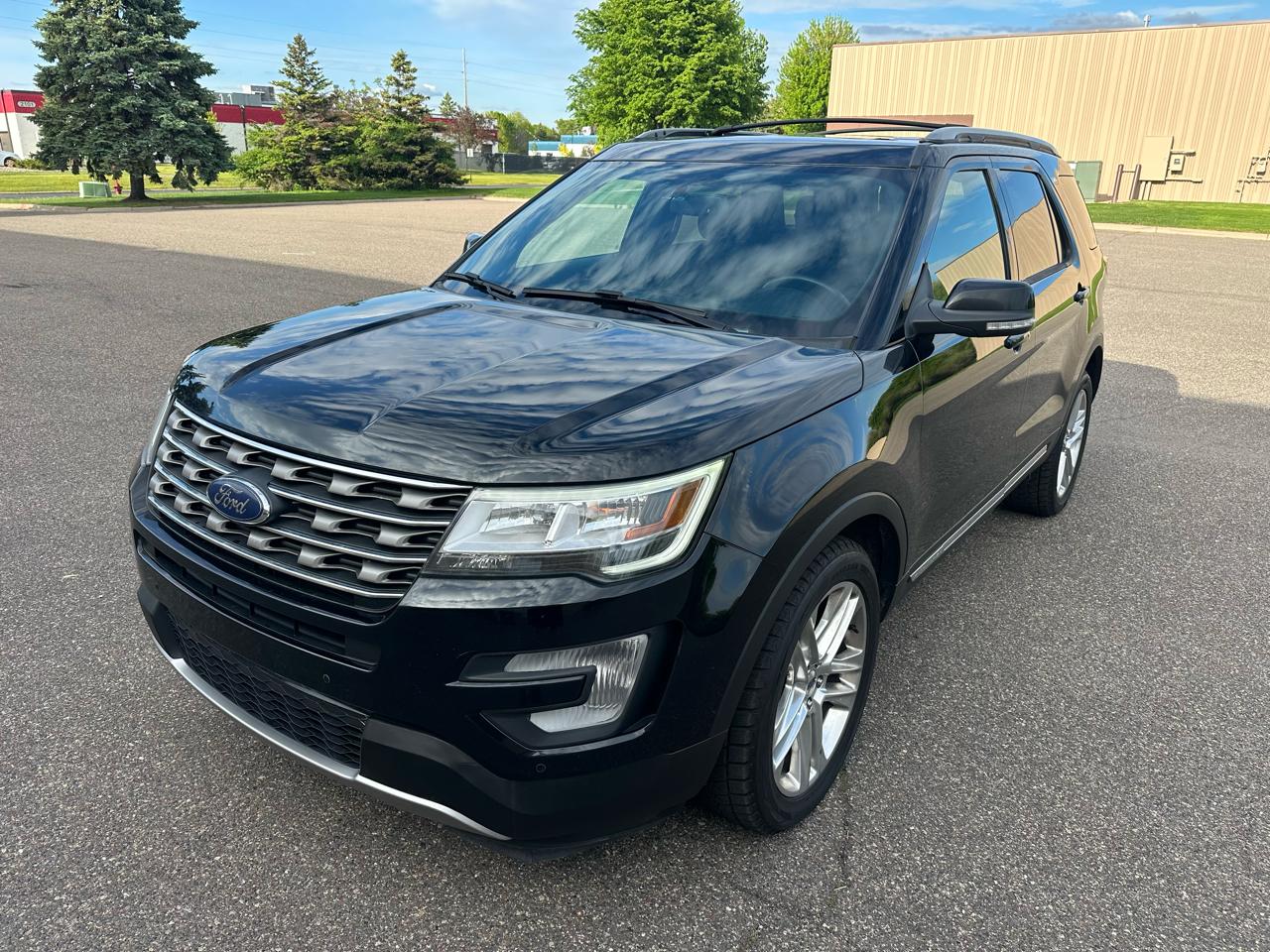 Ford Explorer XLT 4WD 2017