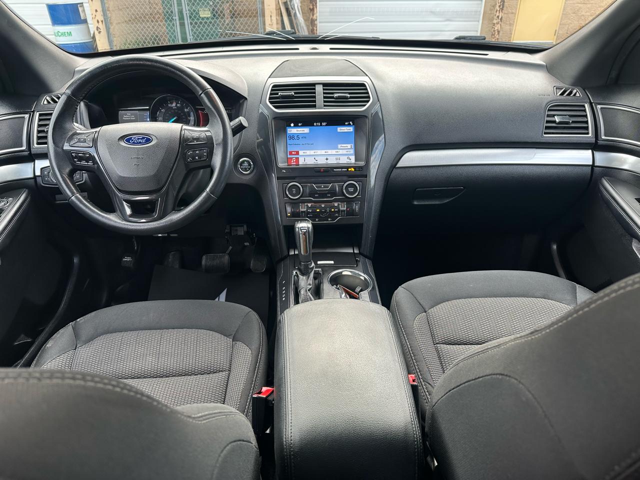 Ford Explorer XLT 4WD 2017