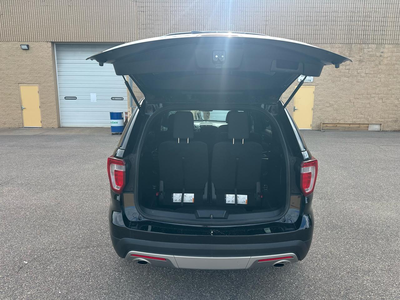 Ford Explorer XLT 4WD 2017