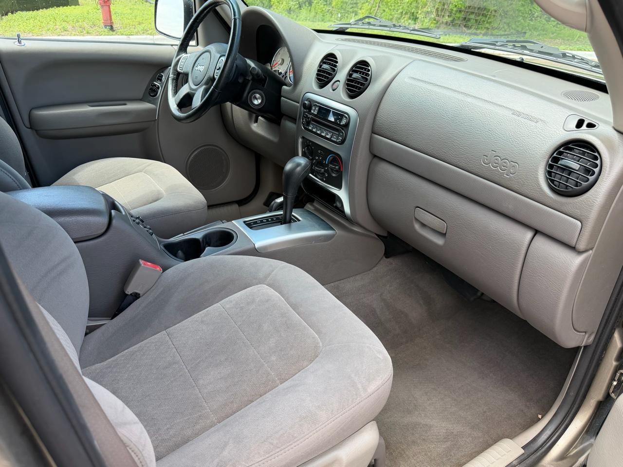 Jeep Liberty Limited 4WD 2003