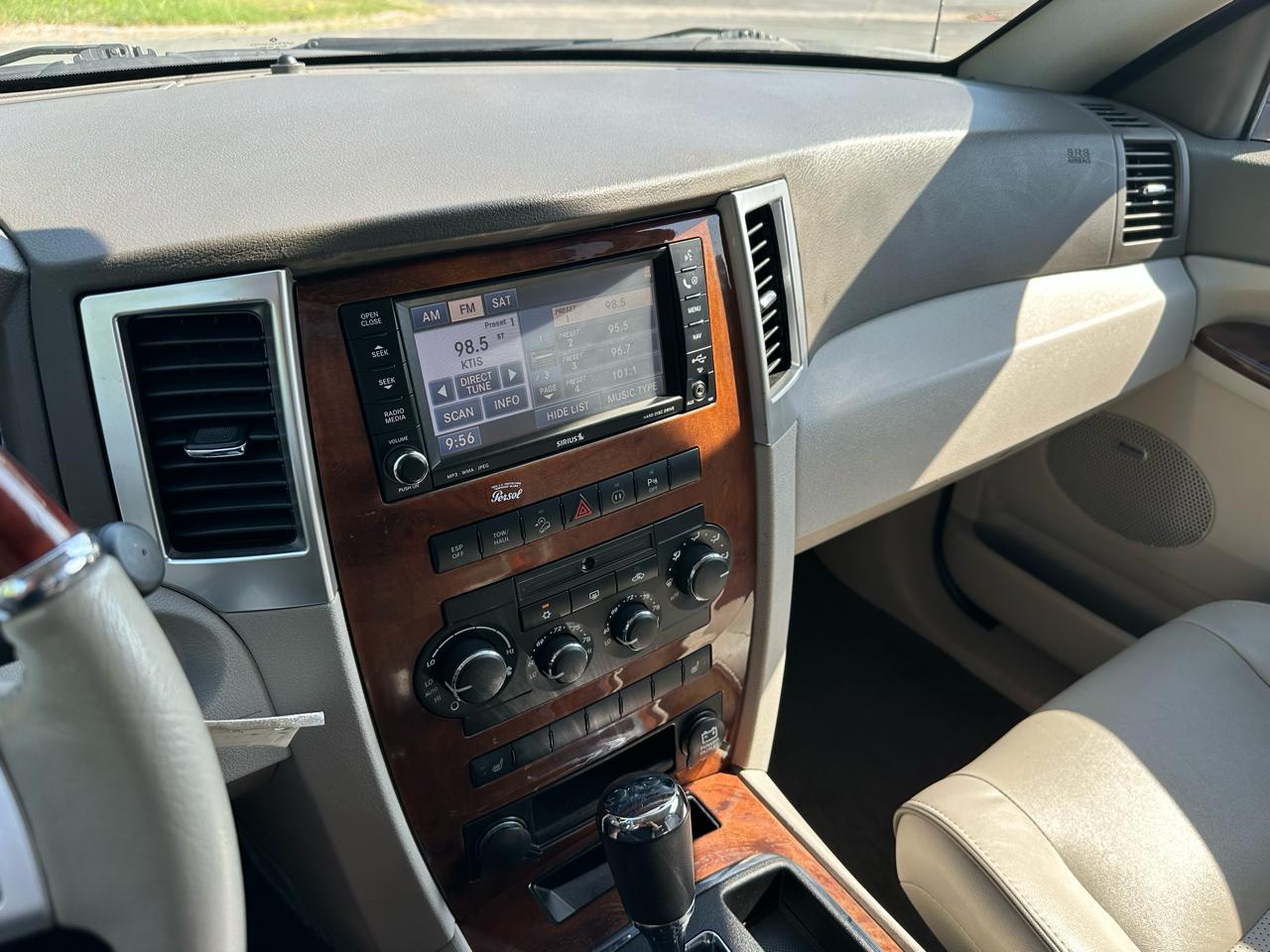 Jeep Grand Cherokee Overland 4WD 2008