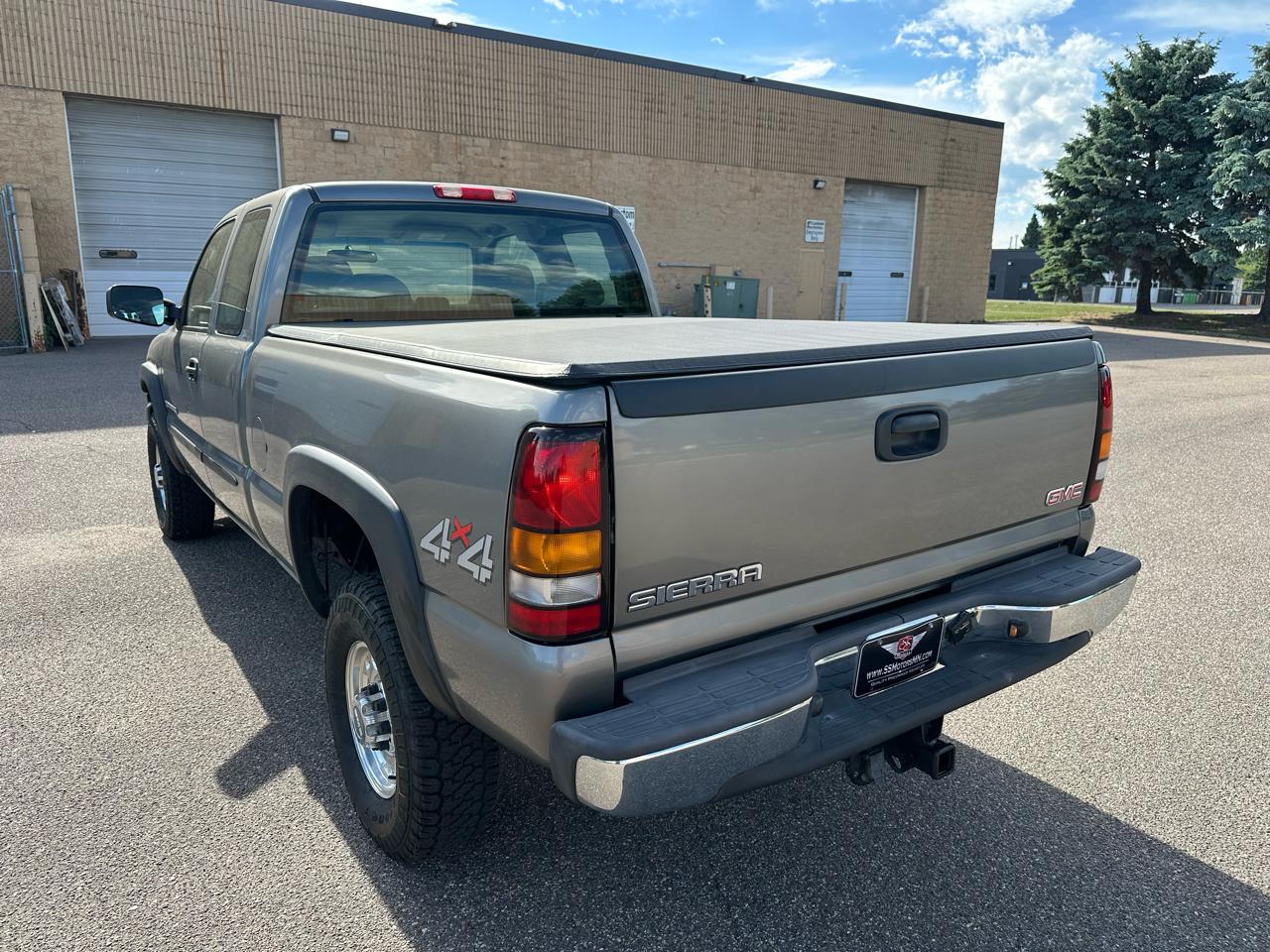 GMC Sierra 2500HD SLE2 Ext. Cab 4WD 2006
