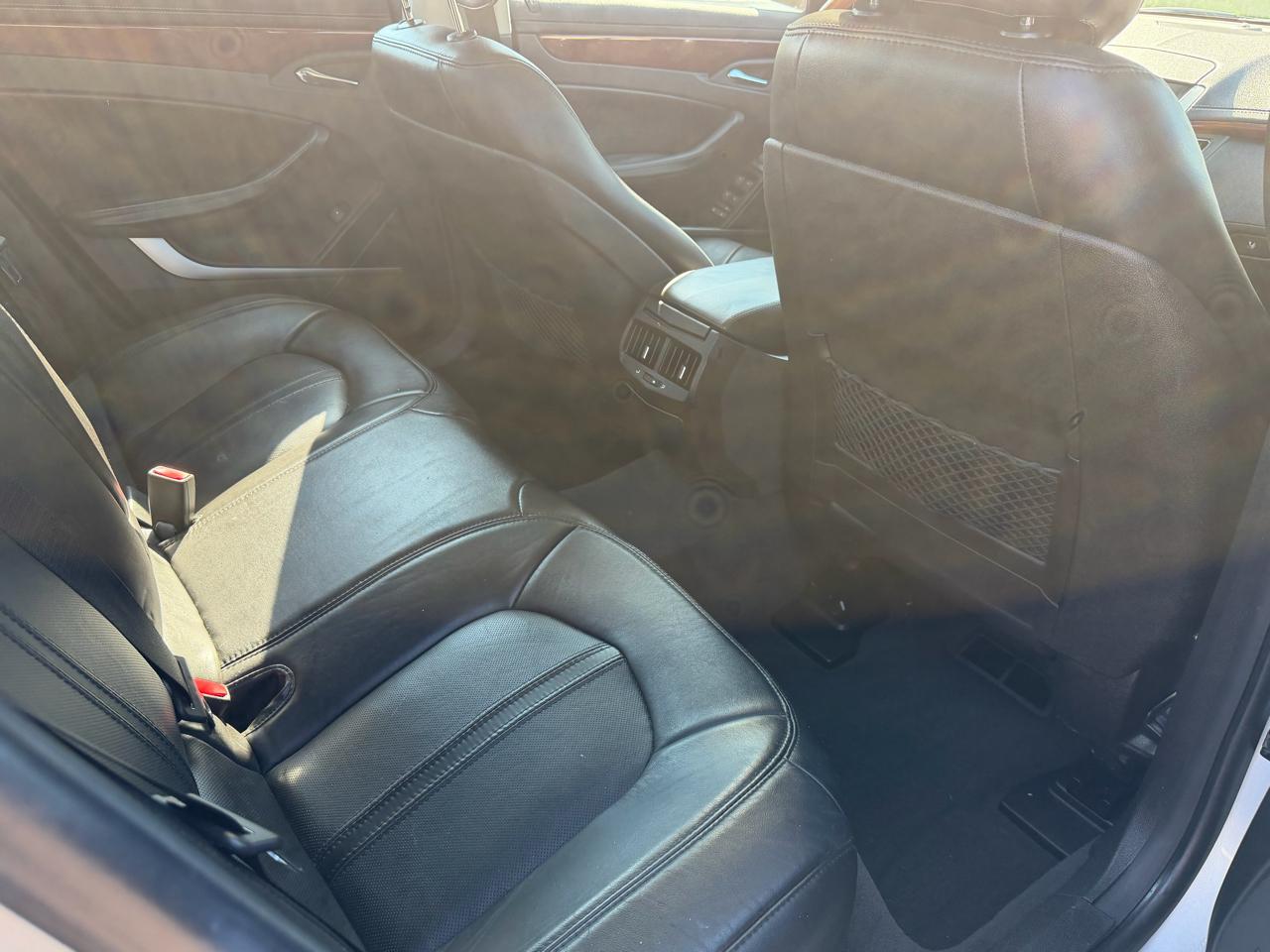 Cadillac CTS 3.0L Luxury AWD 2011