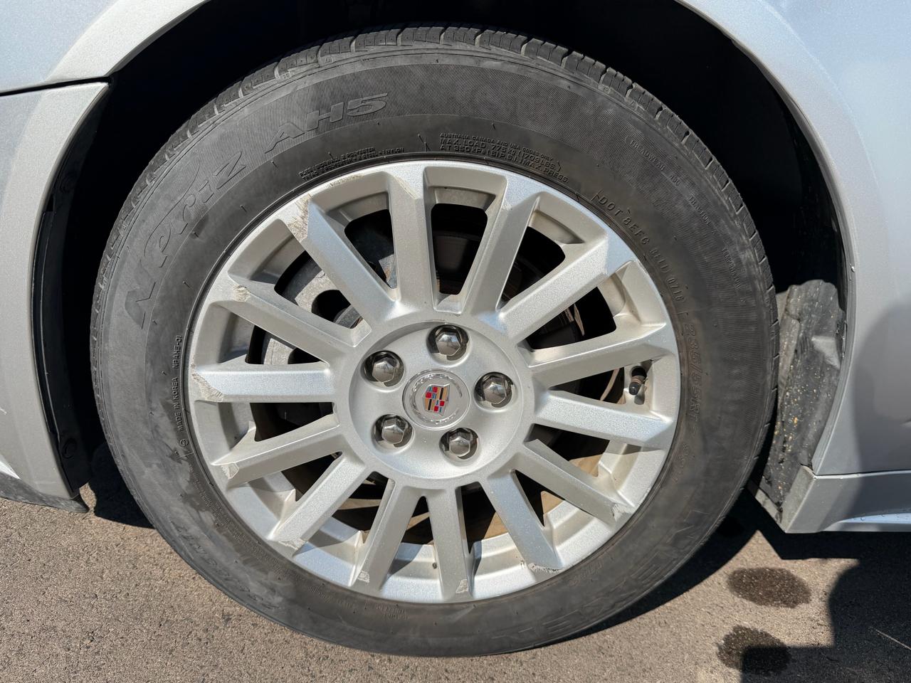Cadillac CTS 3.0L Luxury AWD 2011