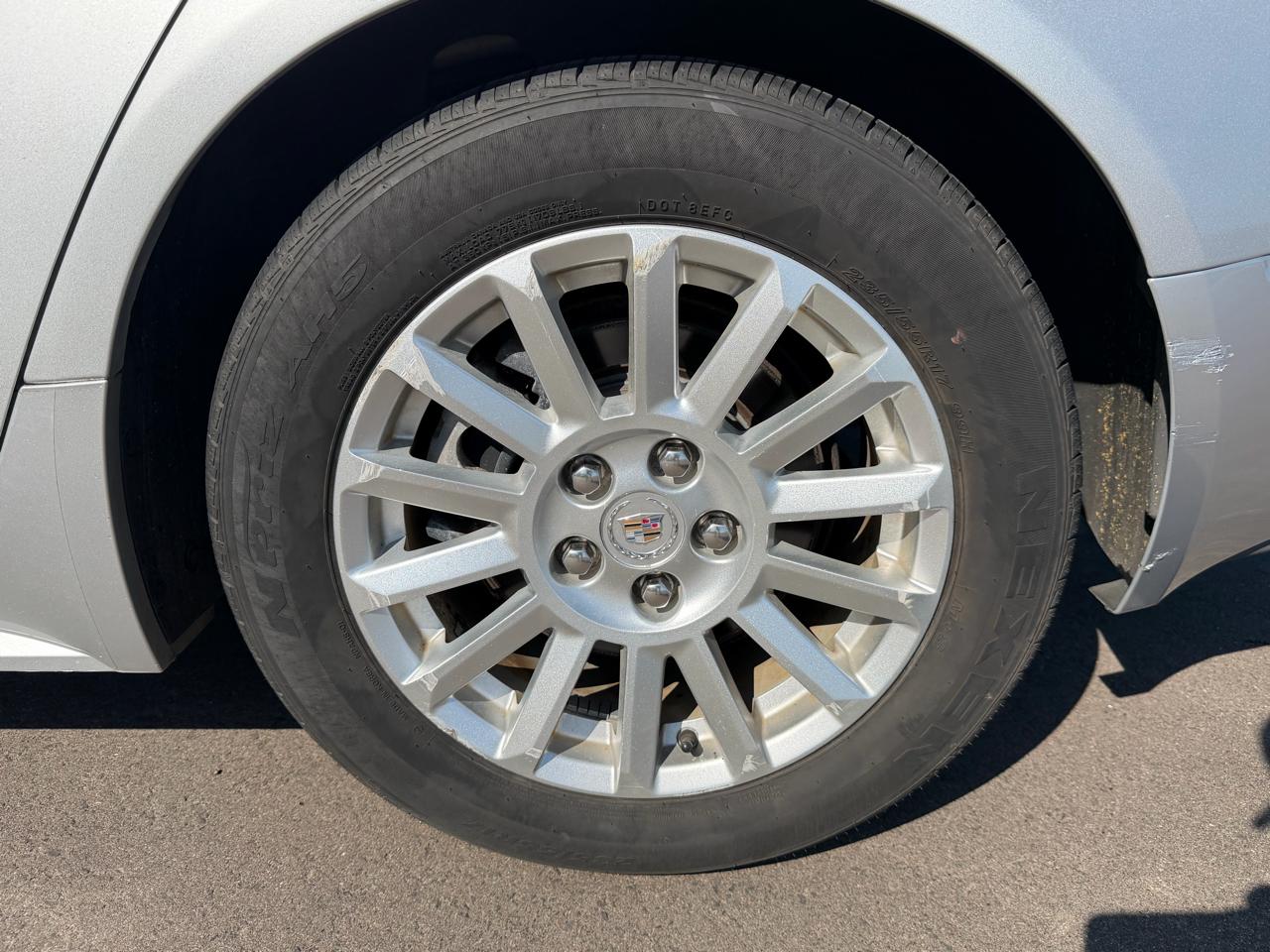 Cadillac CTS 3.0L Luxury AWD 2011