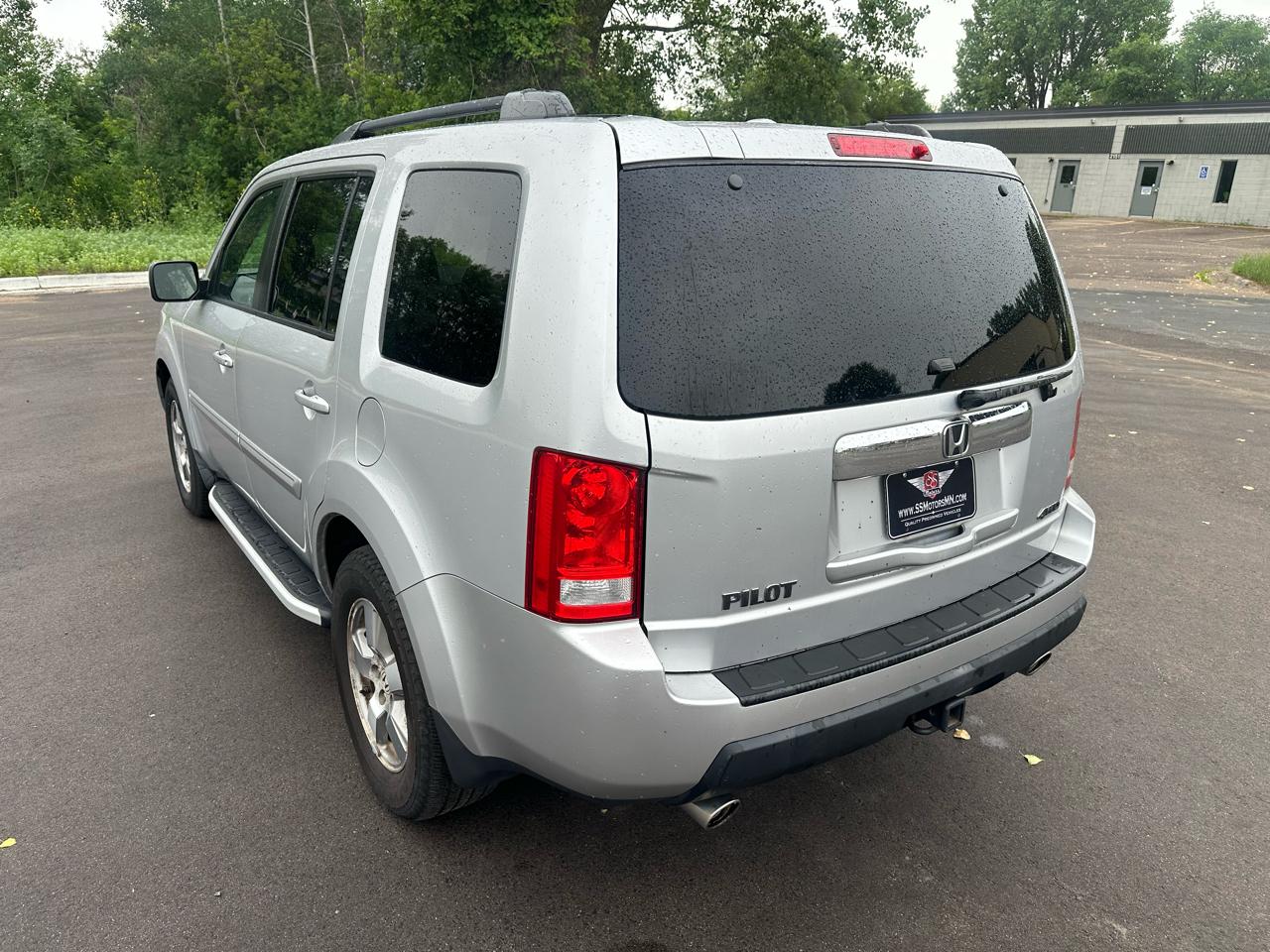 Honda Pilot EX-L 4WD 5-Spd AT with DVD 2010