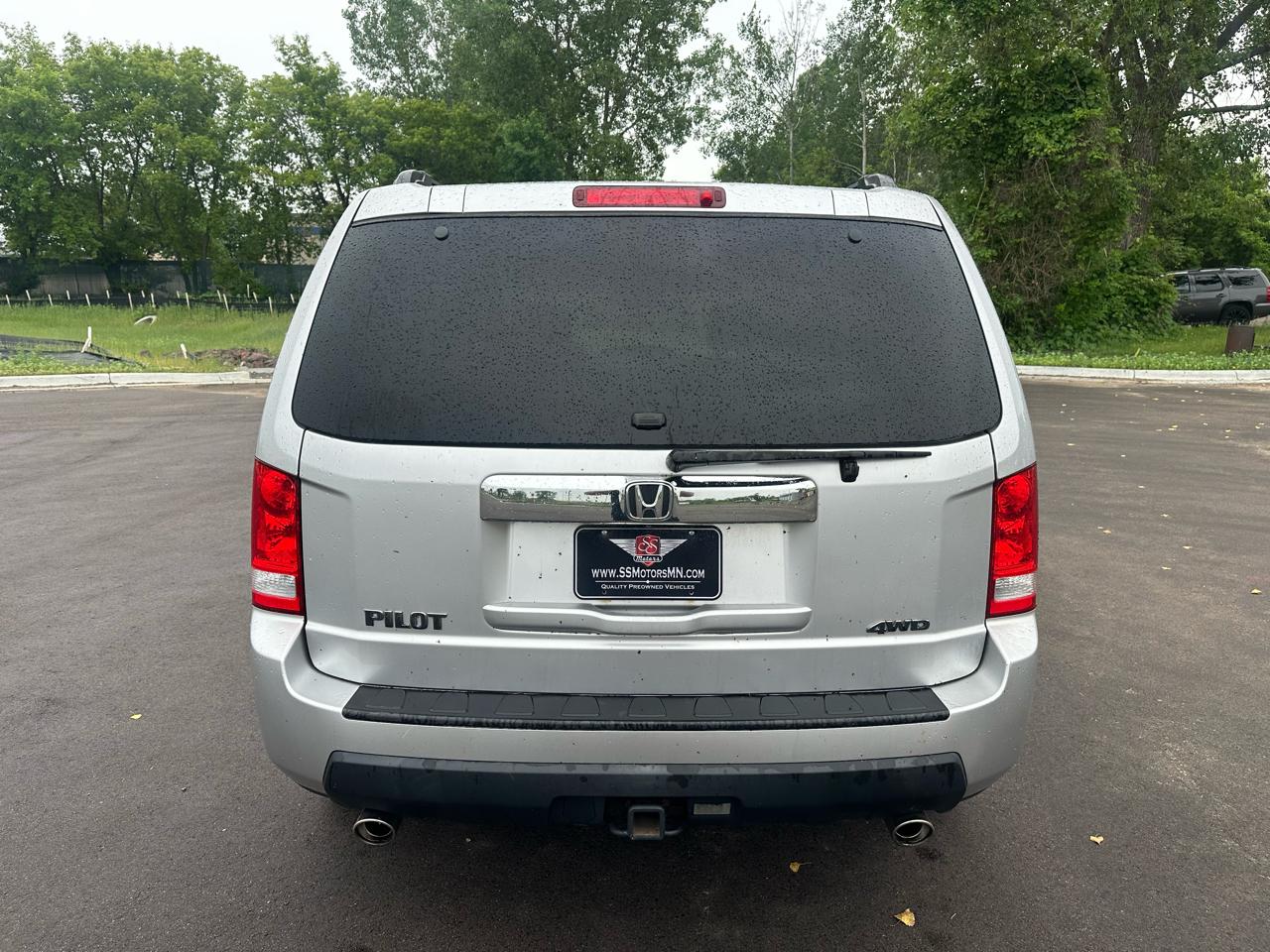 Honda Pilot EX-L 4WD 5-Spd AT with DVD 2010