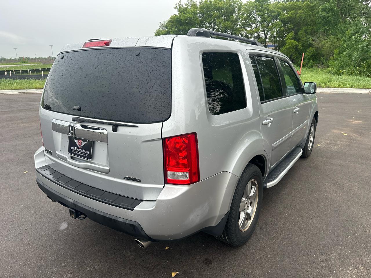 Honda Pilot EX-L 4WD 5-Spd AT with DVD 2010