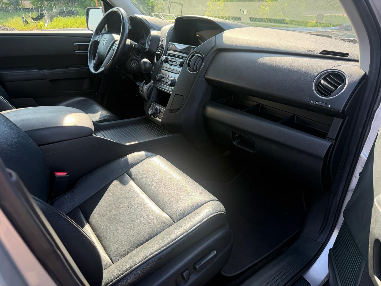 Honda Pilot EX-L 4WD 5-Spd AT with Navigation 2013