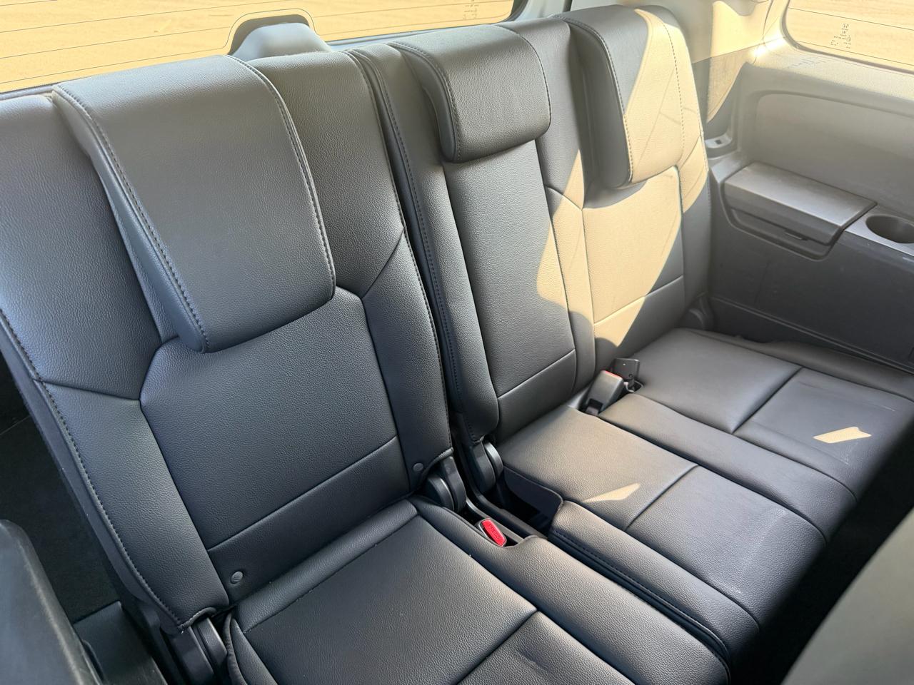 Honda Pilot EX-L 4WD 5-Spd AT with Navigation 2013