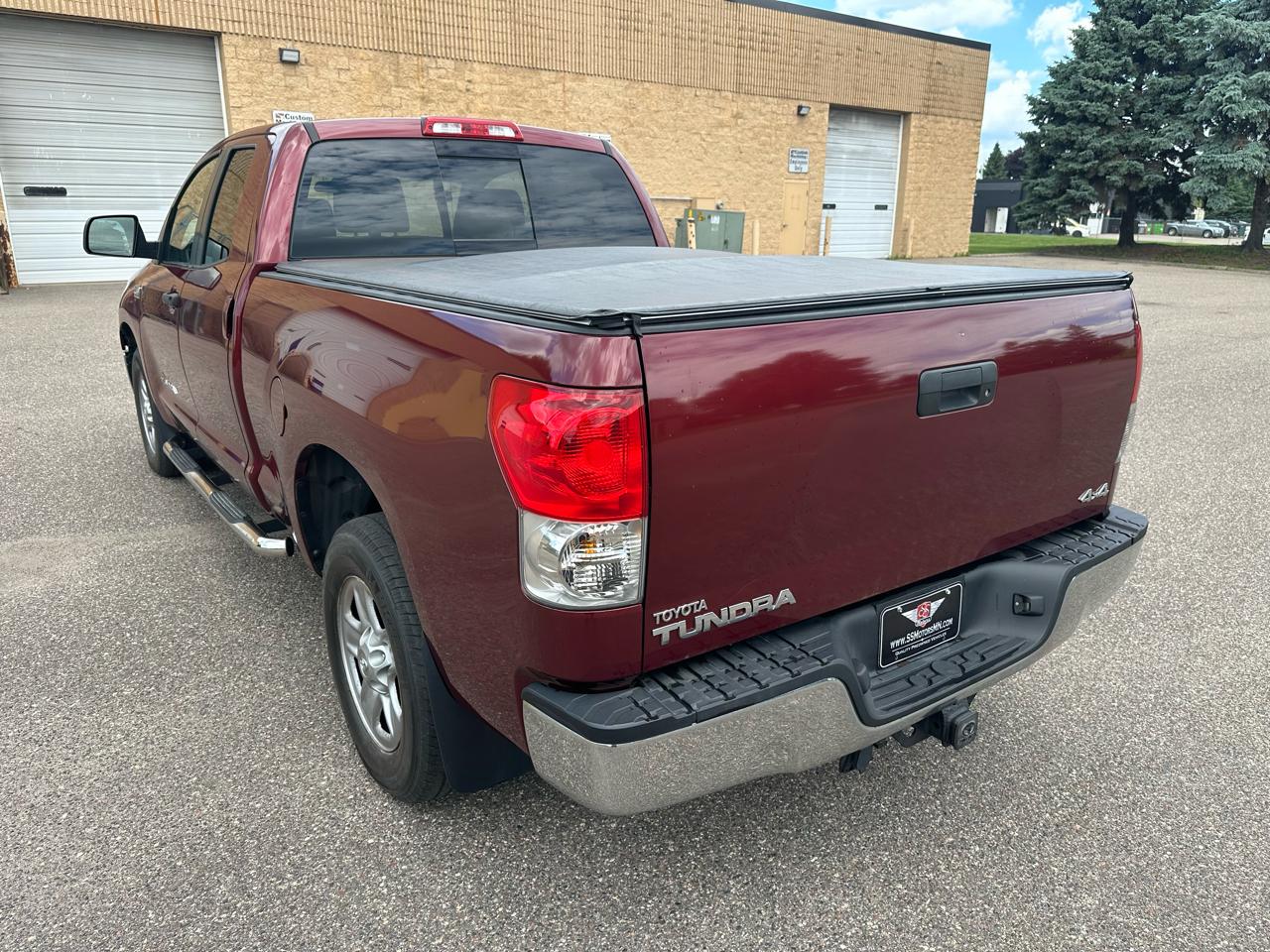 Toyota Tundra SR5 Double Cab 5.7L 4WD 2008