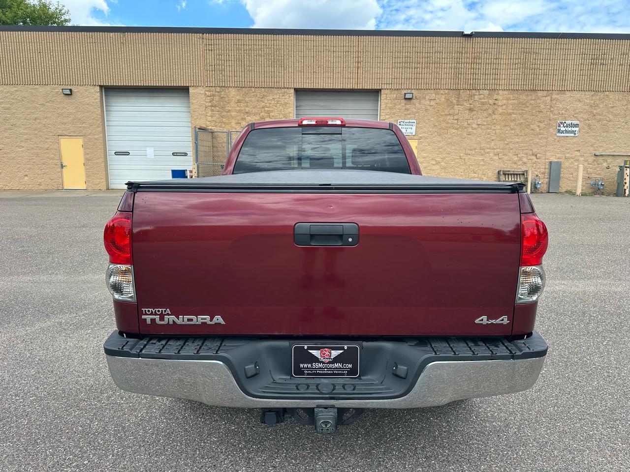 Toyota Tundra SR5 Double Cab 5.7L 4WD 2008