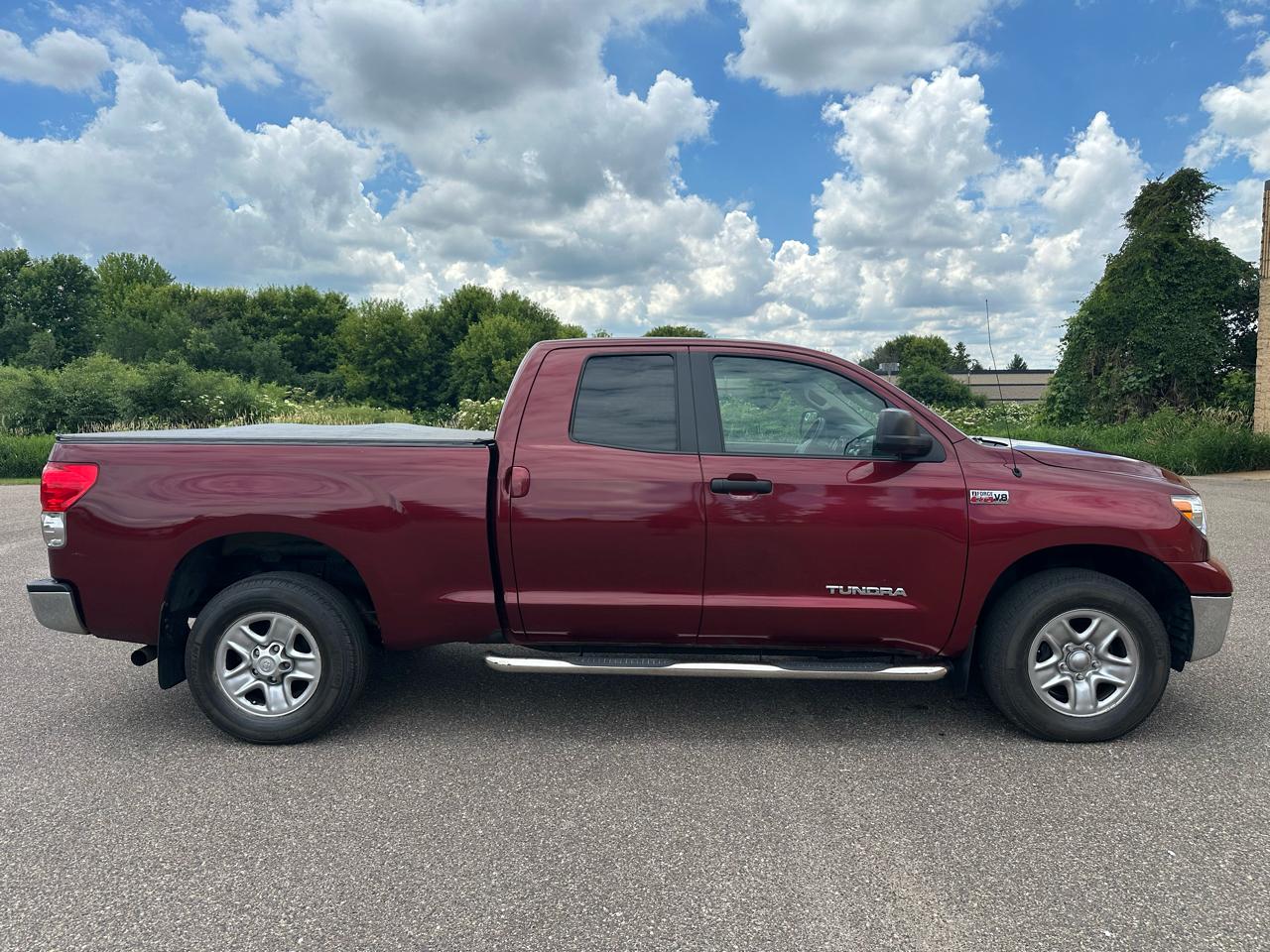 Toyota Tundra SR5 Double Cab 5.7L 4WD 2008