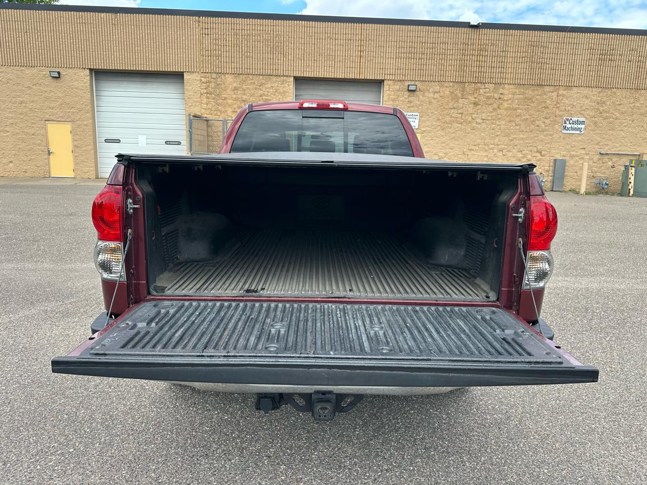 Toyota Tundra SR5 Double Cab 5.7L 4WD 2008